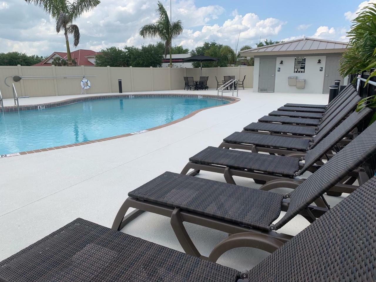 Mainstay Suites Sarasota I-75 Fruitville Extérieur photo